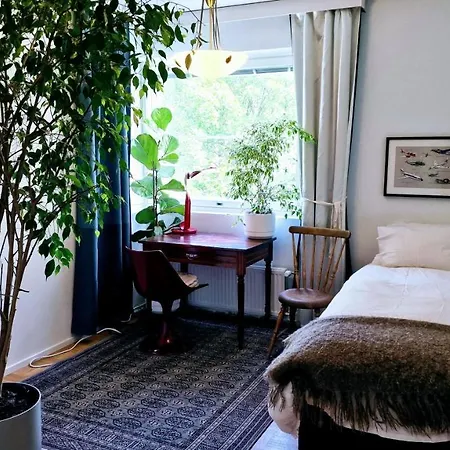Apartment Premium Getaway Next To Park Helsinki