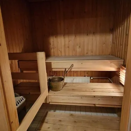 Apartment Premium Getaway Next To Park *